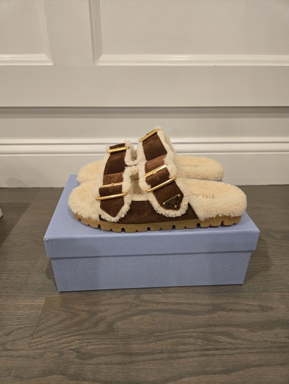 $1,220 Prada Suede and Shearling Brown Logo Slides Shoes EU 37.5 US 7.5 BNIB
